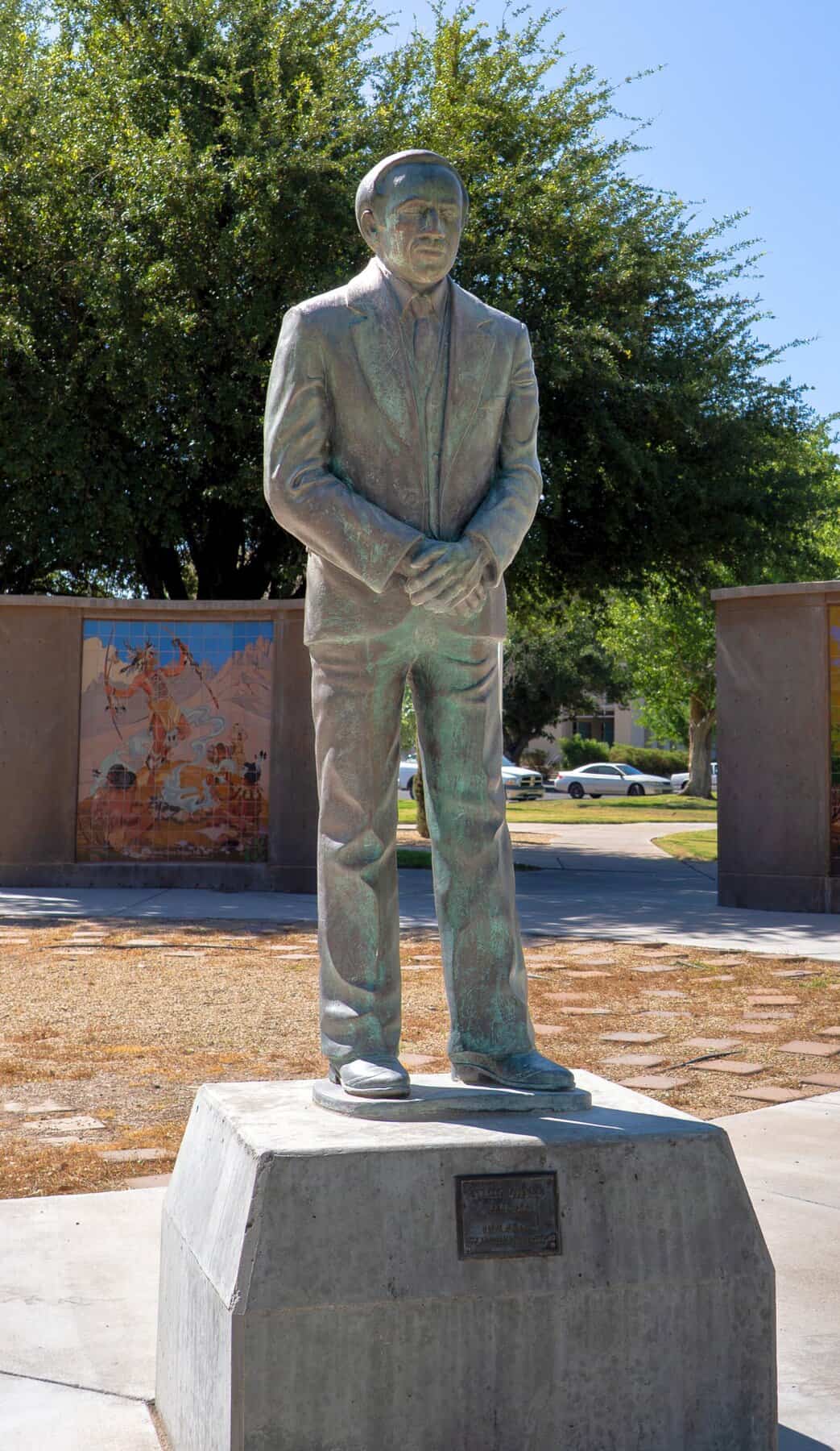 Bronze statue commemorating Mayor Albert Johnson Bronze statue commemorating Mayor Albert Johnson