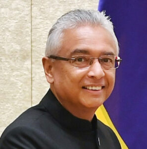 Pravind Kumar Jugnauth 1961   Pravind Jugnauth Wikipedia E1654281575776 297x300 